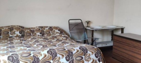 Дом с 6 комнатами в Торре де Пассери, Италия № 21800 29