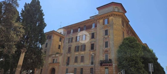 3 bedrooms Apartment in Rome, Italy No. 292498 2