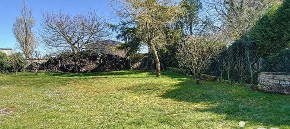 4 chambres Maison à Entrains-sur-Nohain, France No. 258390 16