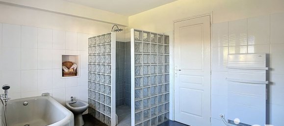 4 chambres Maison à Entrains-sur-Nohain, France No. 258390 12