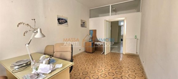 4 rooms Apartment in Massa, Italy No. 258605 6