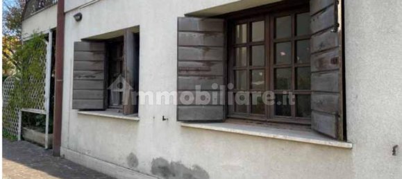 1 bedroom Apartment in Vicenza, Italy No. 301029 5