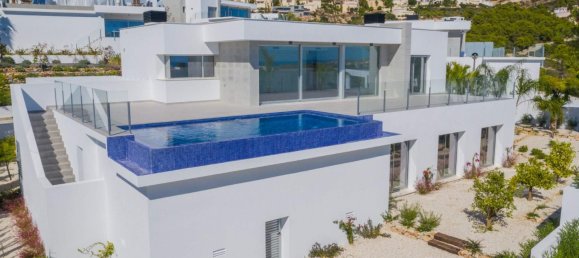 3 bedrooms Villa in Cumbre Del Sol, Spain No. 9489 14