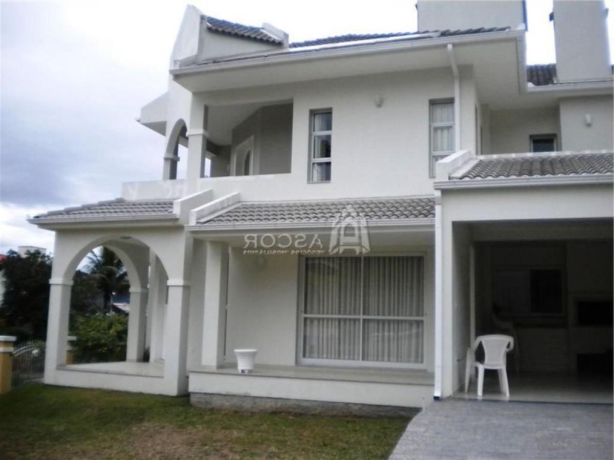 4 bedrooms House in Florianopolis, Brazil No. 481345