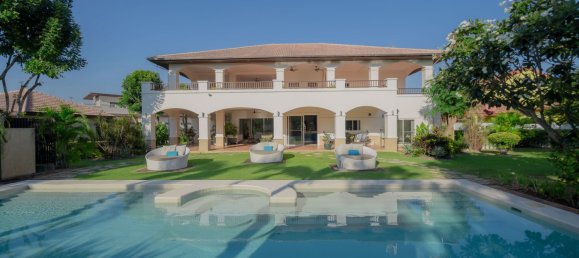 4 bedrooms Duplex in Hua Hin, Thailand No. 65115 2