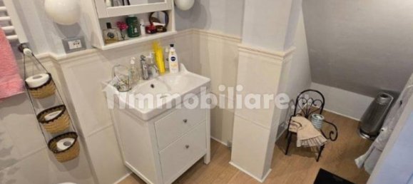 Apartamento de 2 dormitorios en Campi Bisenzio, Italy No. 330100 7