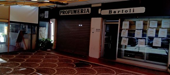 75m² Commercial property in Anzio, Italy No. 71891 4