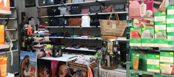 75m² Commercial property in Anzio, Italy No. 71891 9