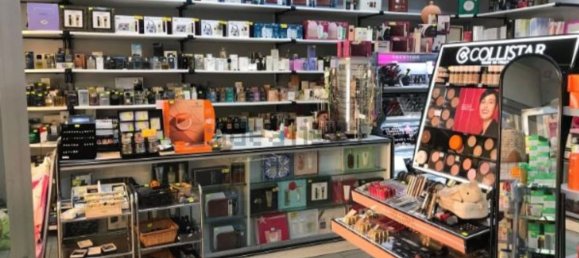 75m² Commercial property in Anzio, Italy No. 71891 10