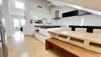 4 rooms Apartment in Rudolfsheim-Funfhaus, Austria No. 136854