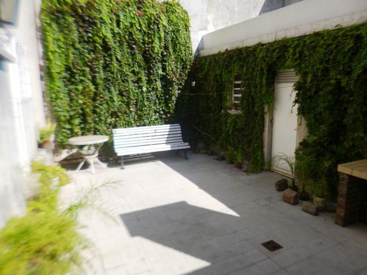 3 bedrooms House in Montevideo, Uruguay No. 8183