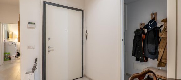 3 rooms Apartment in Florence, Italy No. 12748 18