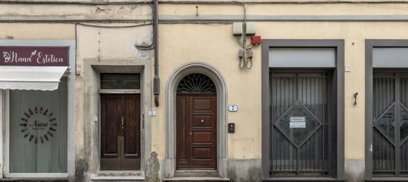3 rooms Apartment in Florence, Italy No. 12748 50
