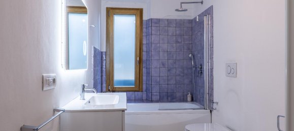 3 rooms Apartment in Florence, Italy No. 12748 21