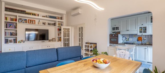 3 rooms Apartment in Florence, Italy No. 12748 3