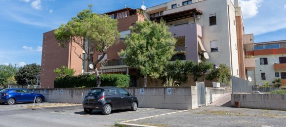 2 chambres Appartement à Fiumicino, Italy No. 335487 20