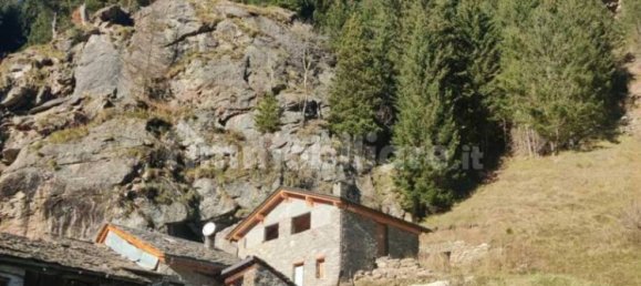 2 bedrooms House in Chiesa in Valmalenco, Italy No. 145256 7