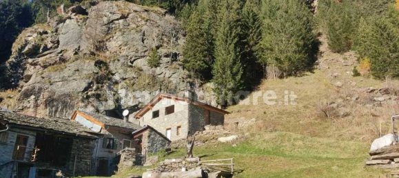 2 bedrooms House in Chiesa in Valmalenco, Italy No. 145256 2