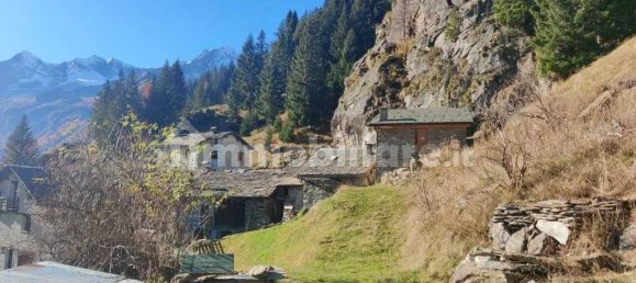 2 bedrooms House in Chiesa in Valmalenco, Italy No. 145256 11