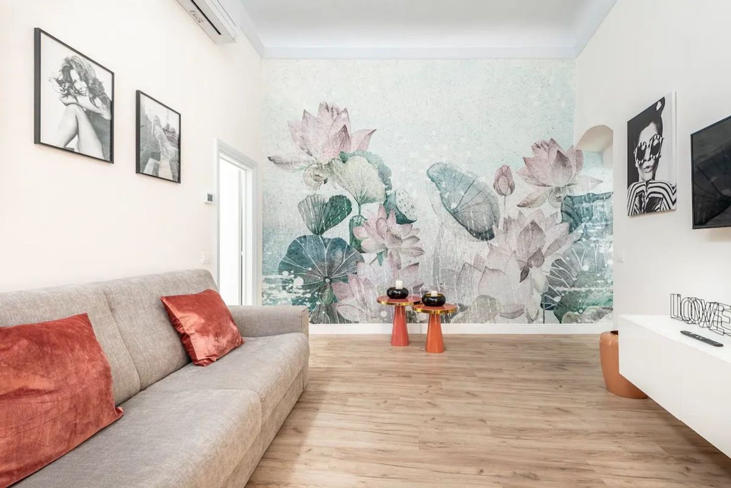 2 rooms Apartment in Florence, Italy No. 44497