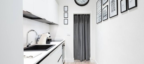 2 rooms Apartment in Florence, Italy No. 44497 8