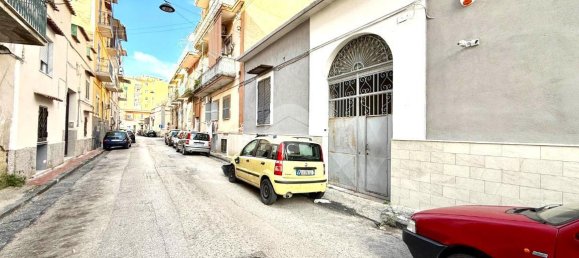 2-Zimmer Wohnung in Naples, Italy, Nr. 232899 30