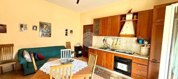 2-Zimmer Wohnung in Naples, Italy, Nr. 232899 2