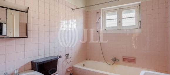 5 bedrooms Villa in Cascais, Portugal No. 103820 19