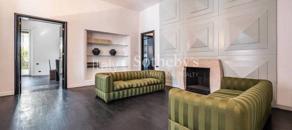 3 bedrooms Apartment in Rome, Italy No. 201369 12