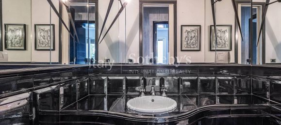 3 bedrooms Apartment in Rome, Italy No. 201369 26