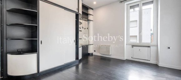 3 bedrooms Apartment in Rome, Italy No. 201369 27