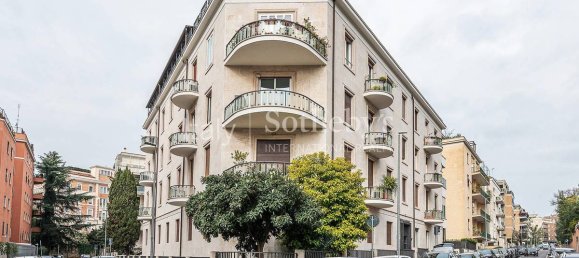 3 bedrooms Apartment in Rome, Italy No. 201369 4