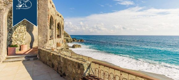 8 bedrooms Villa in Celle Ligure, Italy No. 331184 5