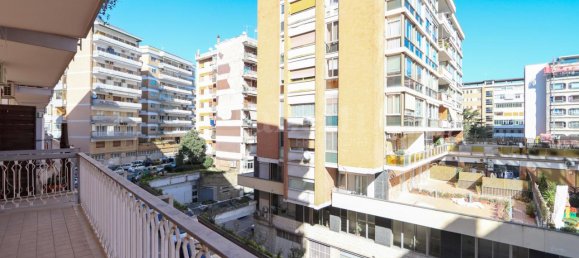 3-Zimmer Wohnung in Naples, Italy, Nr. 149423 13