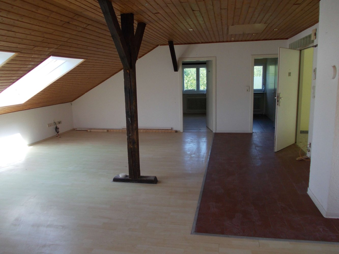 2 chambres Appartement à Hochtaunuskreis, Germany No. 266369