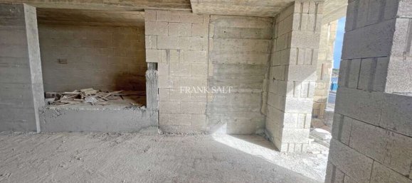 Maisonette de 3 dormitorios en Birzebbuga, Malta No. 1912 16