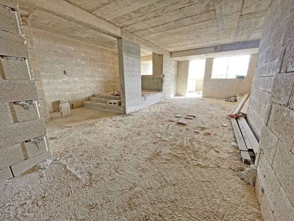 Maisonette de 3 dormitorios en Birzebbuga, Malta No. 1912