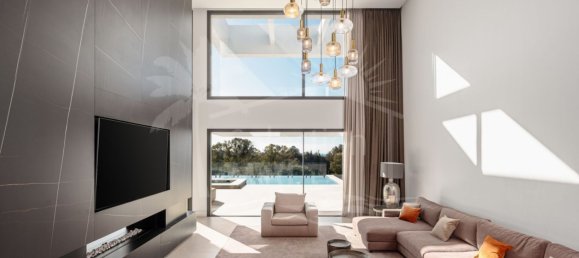 Villa de 5 dormitorios en Málaga, Spain No. 33647 16