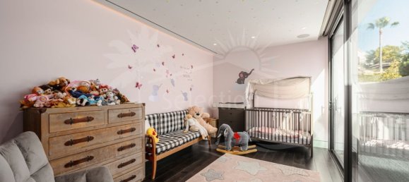 Villa de 5 dormitorios en Málaga, Spain No. 33647 33