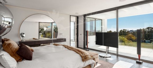 Villa de 5 dormitorios en Málaga, Spain No. 33647 22