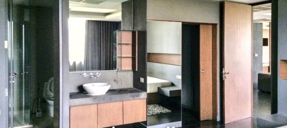 1 bedroom Condo in Phra Khanong, Thailand No. 26831 8