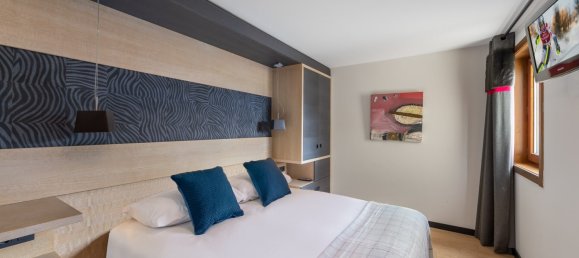 2 bedrooms Apartment in Les Belleville, France No. 1264 7