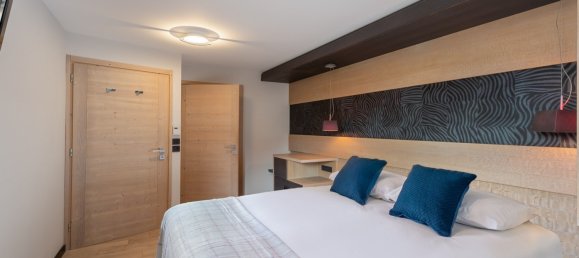 2 bedrooms Apartment in Les Belleville, France No. 1264 8