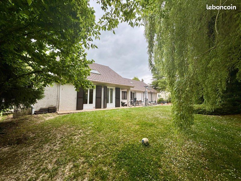 5 chambres Maison à Saint-Witz, France No. 360975