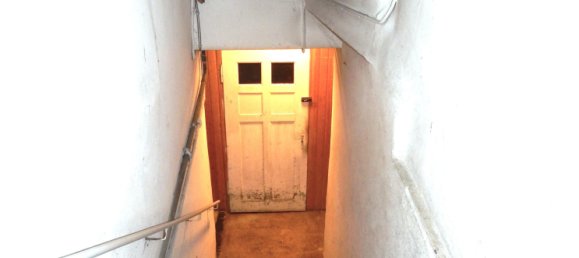 Здание с 8 спальнями в Goppingen, Германия № 3045 16