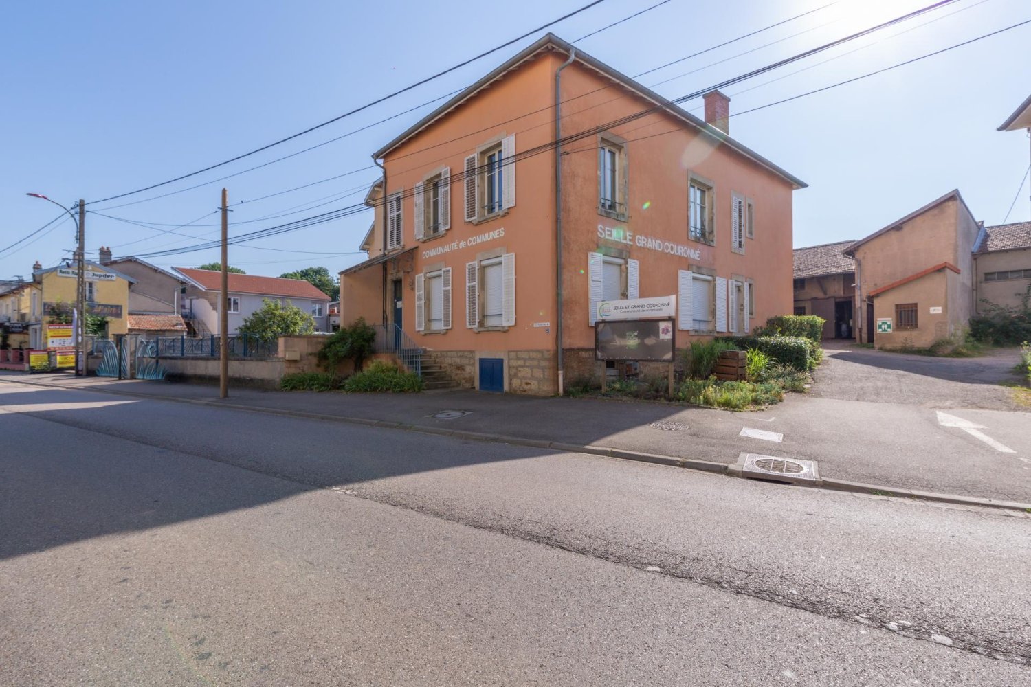  مكتب في Nomeny, France 318متر مربع رقم 260671