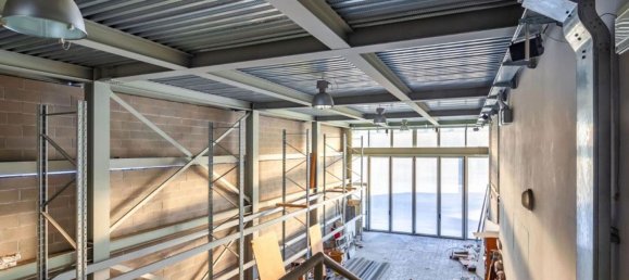 1900m² Warehouse in Viareggio, Italy No. 376310 16