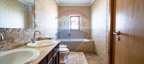 4 bedrooms House in Cernache, Portugal No. 25916 24