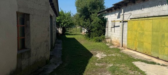 10 rooms House in Montebelluna, Italy No. 306934 35