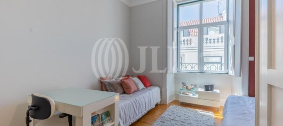Apartamento de 4 dormitorios en Lisbon, Portugal No. 94015 34